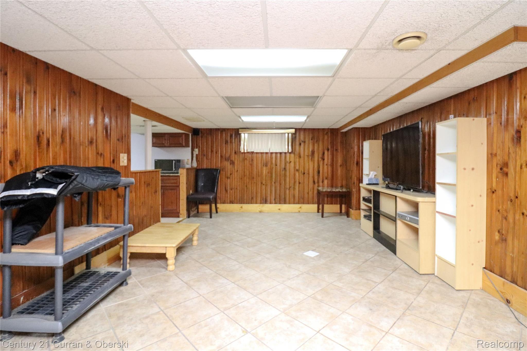 7501 Miller Road Dearborn, MI 48126 - Photo 16 of 25 Basement