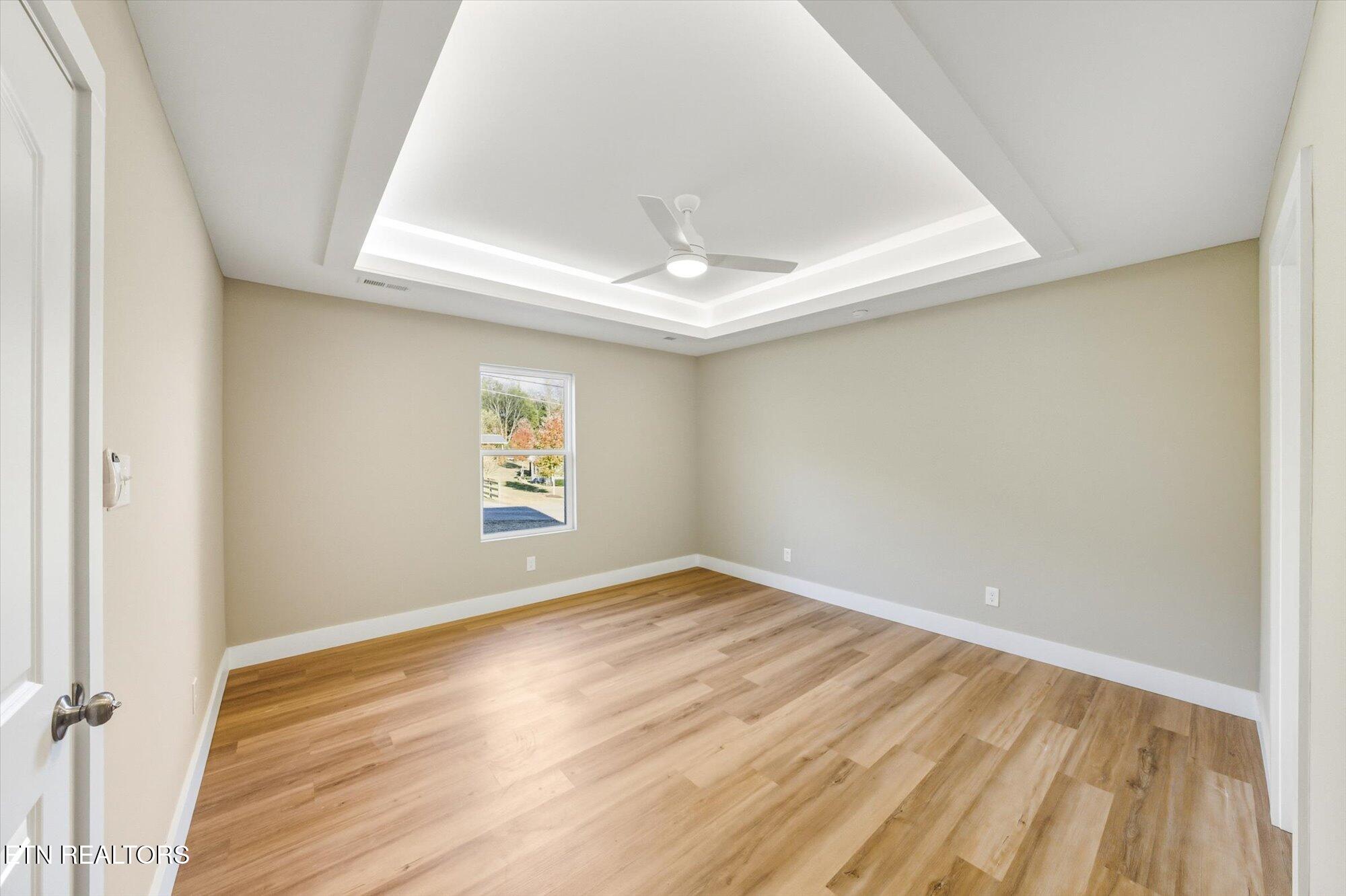 333 Granville Conner Road Powell, TN 37849 - Photo 15 of 30 Master bedroom