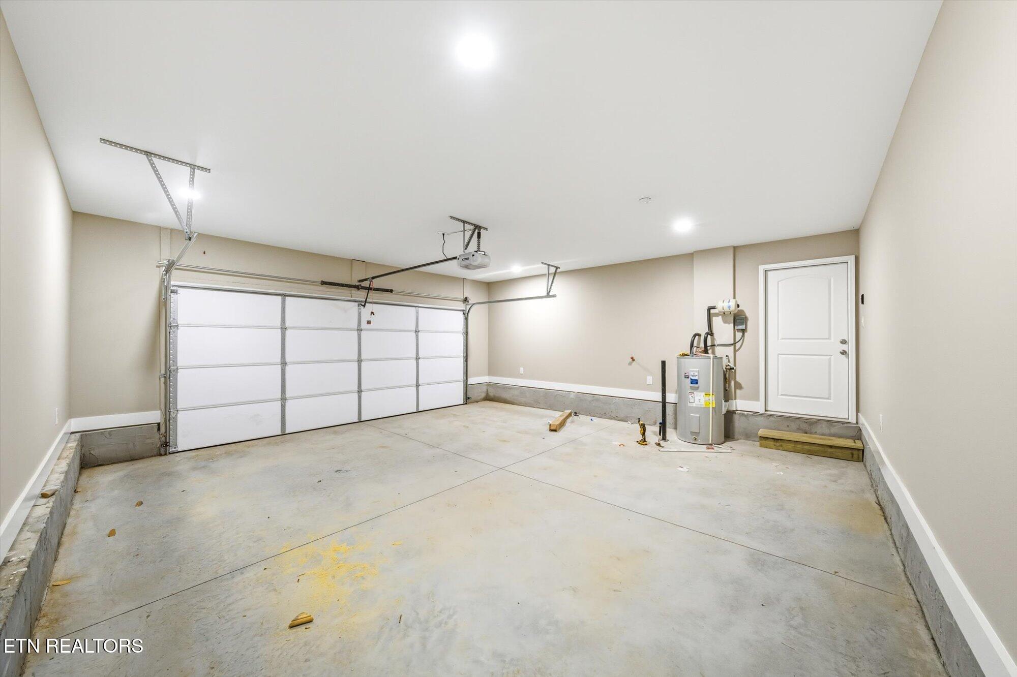 333 Granville Conner Road Powell, TN 37849 - Photo 28 of 30 2 car garage