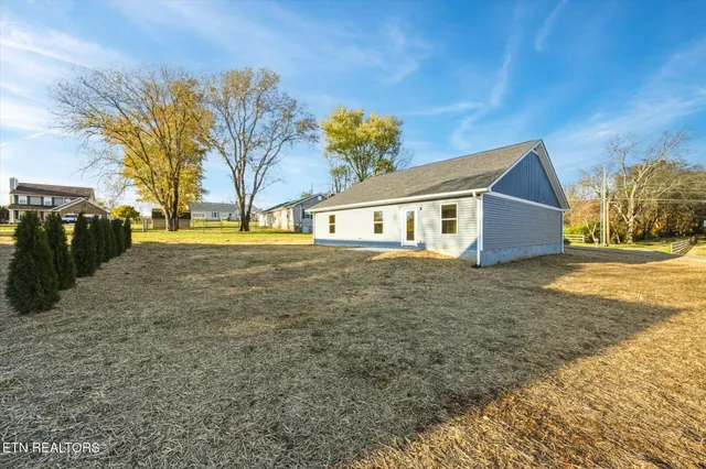 $455,000 | 333 Granville Conner Road, Powell, TN 37849