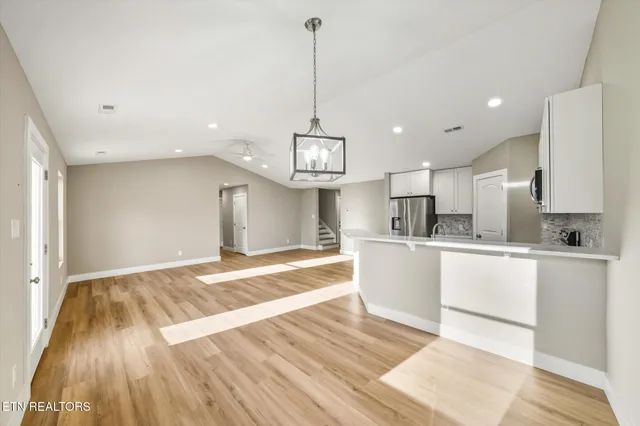 $455,000 | 333 Granville Conner Road, Powell, TN 37849