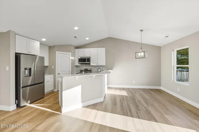 $455,000 | 333 Granville Conner Road, Powell, TN 37849