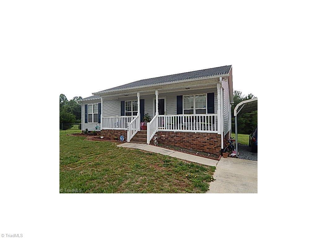 1429 William Fowler Road King, NC 27021 - Photo 1 of 17