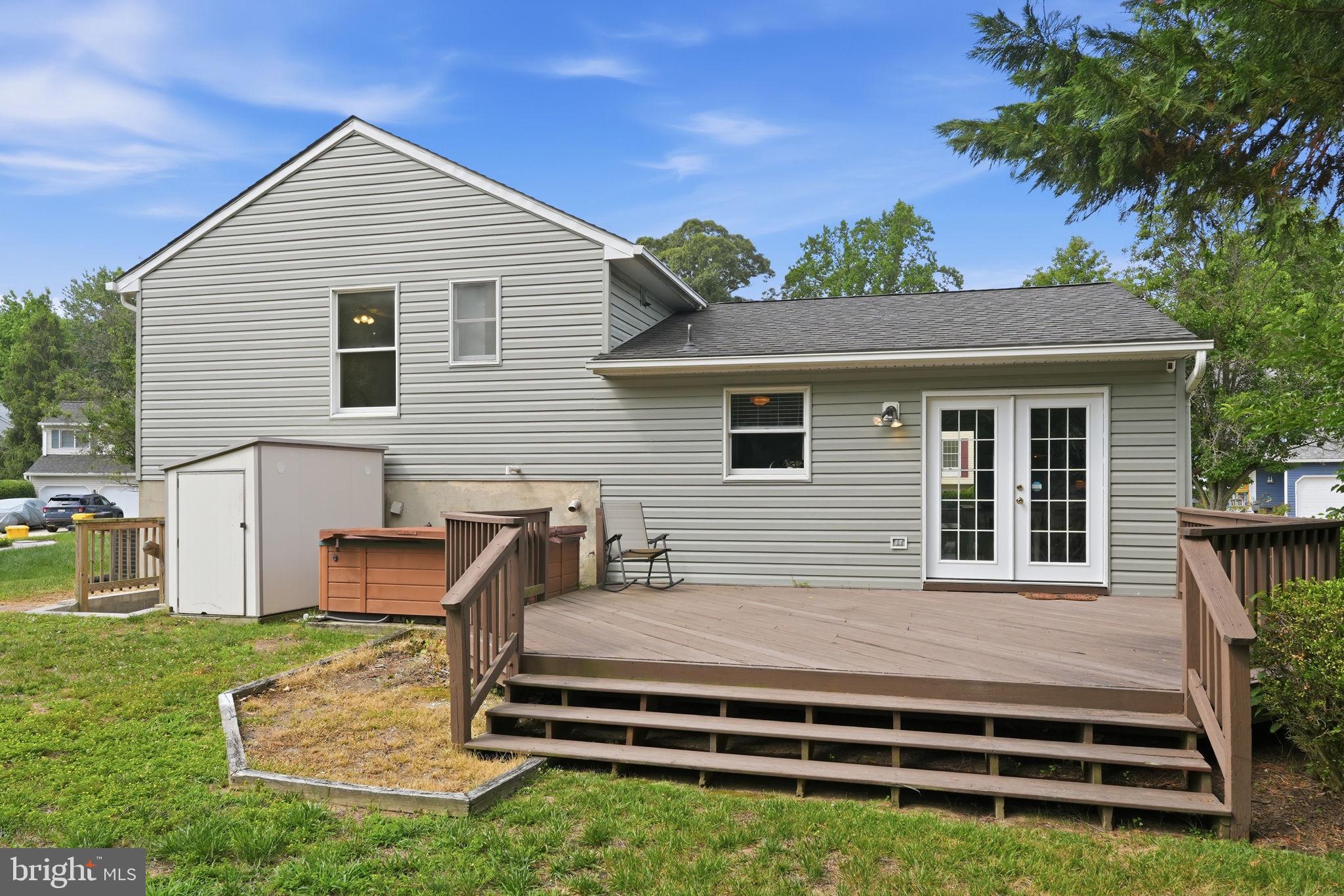 1007 Tasker Lane Arnold, MD 21012 - Photo 24 of 39 Oversized deck outside ready for crab feasts!