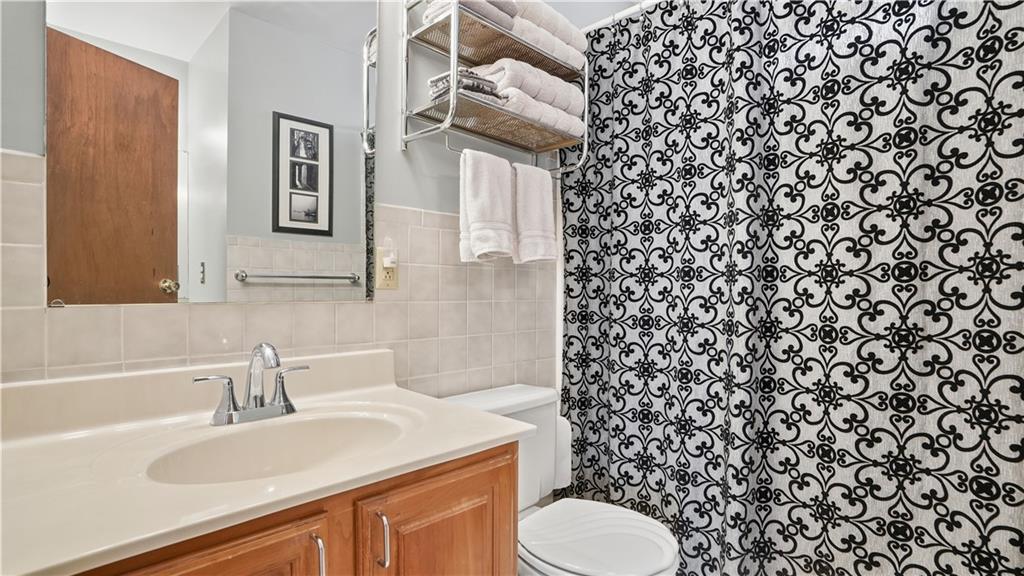 32 Herbst Road Coraopolis, PA 15108 - Photo 35 of 44 3 of 3 full baths, 2nd floor full bath