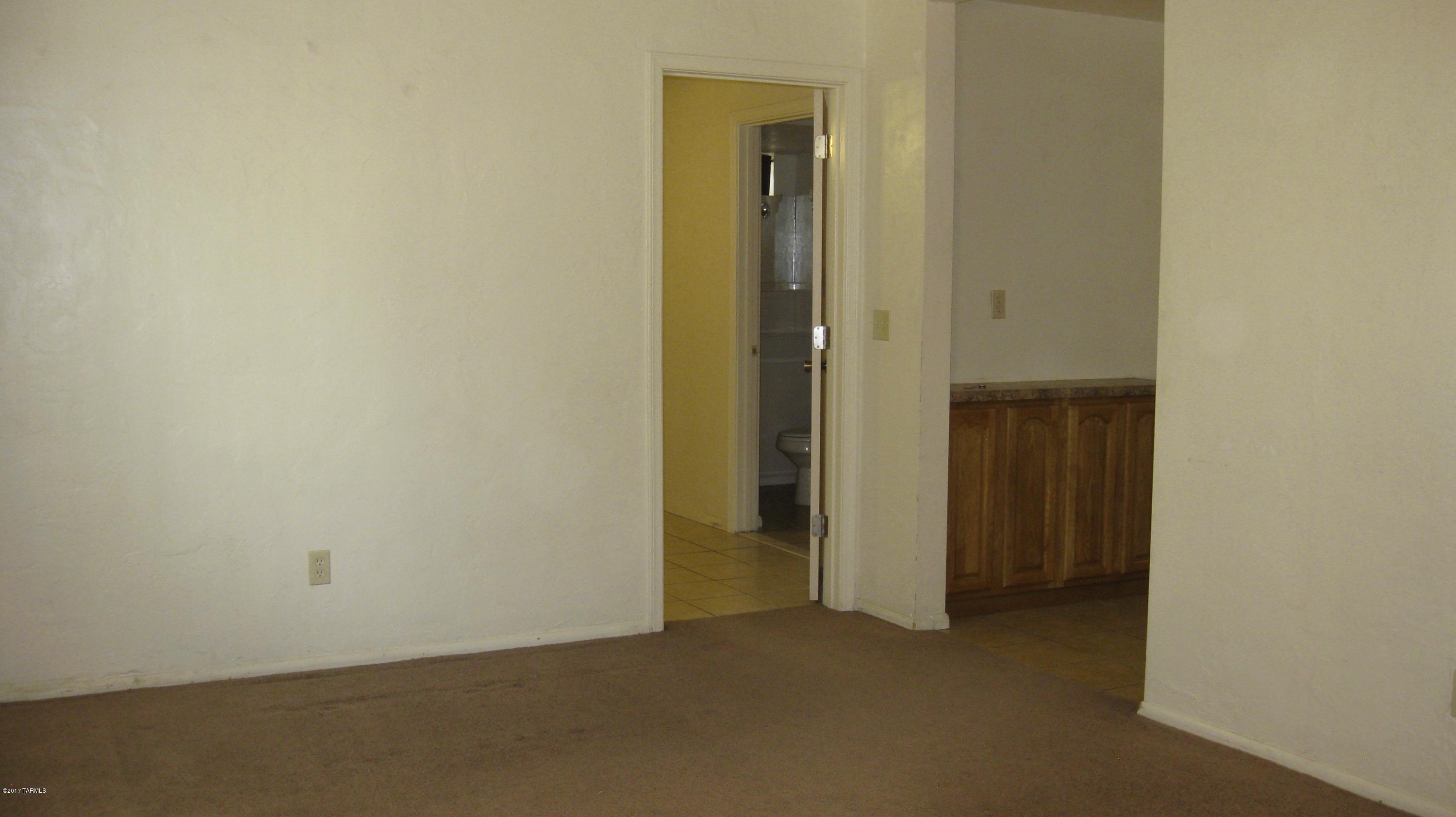 933 West Drexel Road Tucson, AZ 85706 - Photo 7 of 22 Gallery Image 7