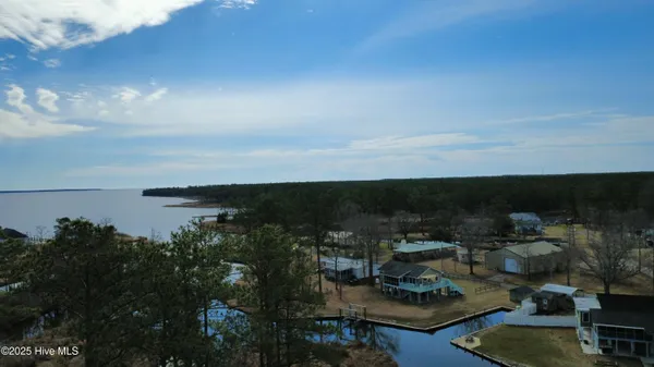 $479,000 | 121 Hideaway Road, Belhaven, NC 27810
