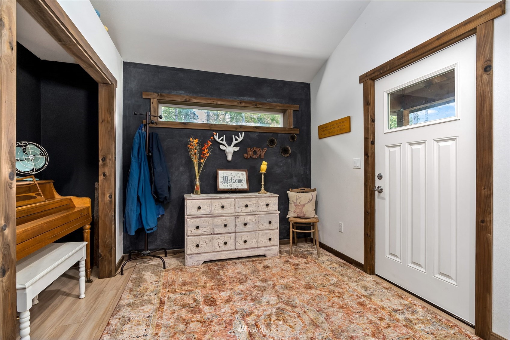 154 Rogerson Road Chehalis, WA 98532 - Photo 5 of 40 a view of room with furniture and a window