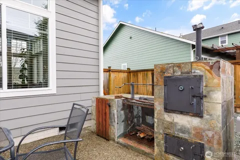 $687,500 | 1676 Southwest Ulysses Street, Oak Harbor, WA 98277