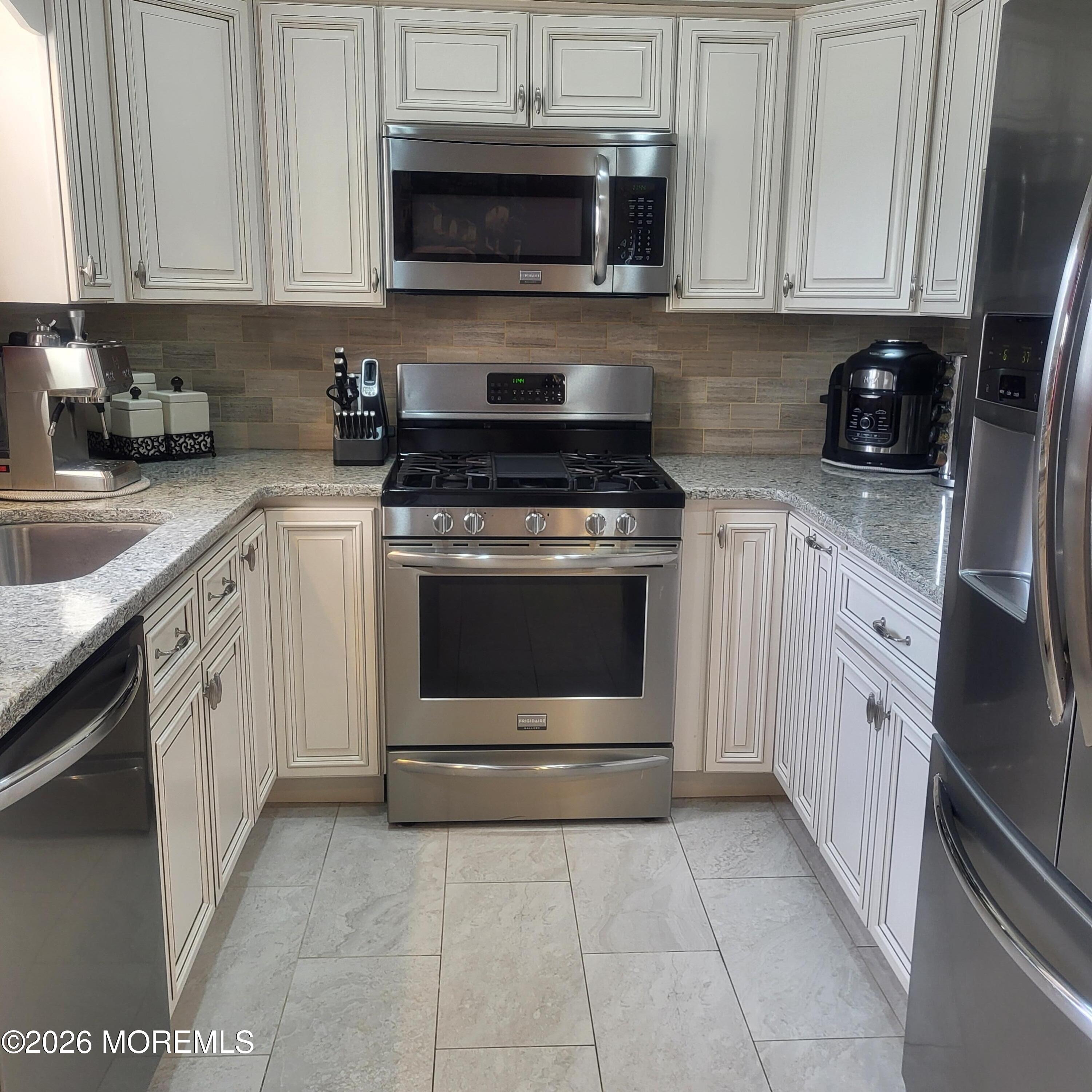 316 Middlewood Road Middletown, NJ 07748 - Photo 2 of 3 316 Middlewood