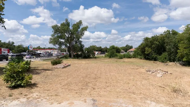 $475,000 | 101 East South Street, Leander, TX 78641