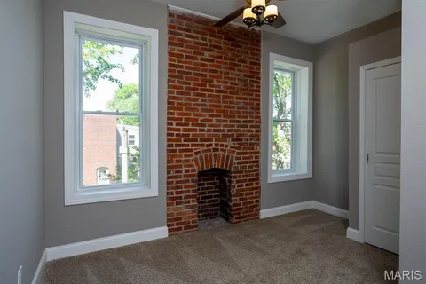 $215,000 | 3971 Botanical Avenue, Unit A, St. Louis, MO 63110