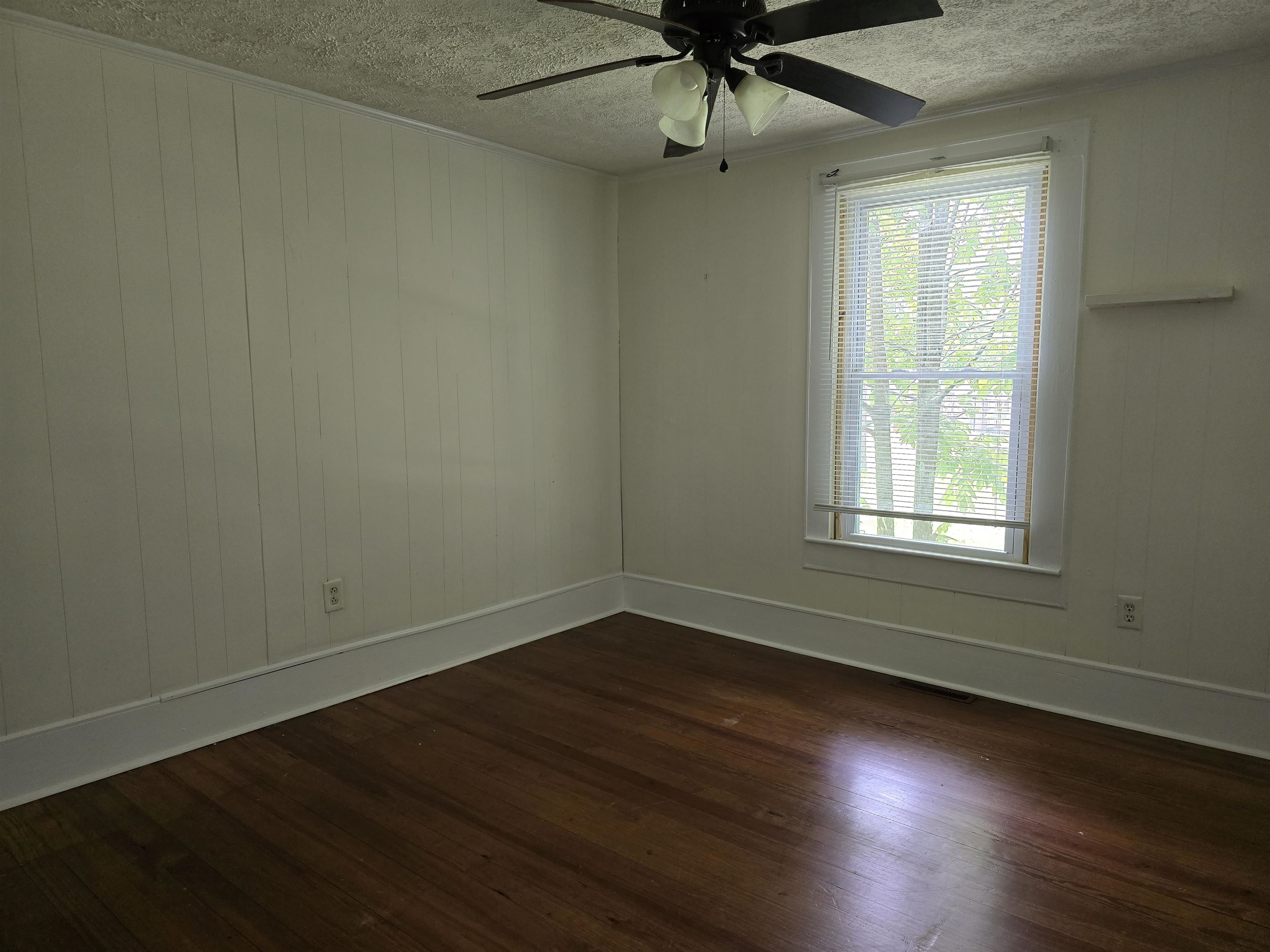 20 E Street Inman, SC 29349 - Photo 4 of 11