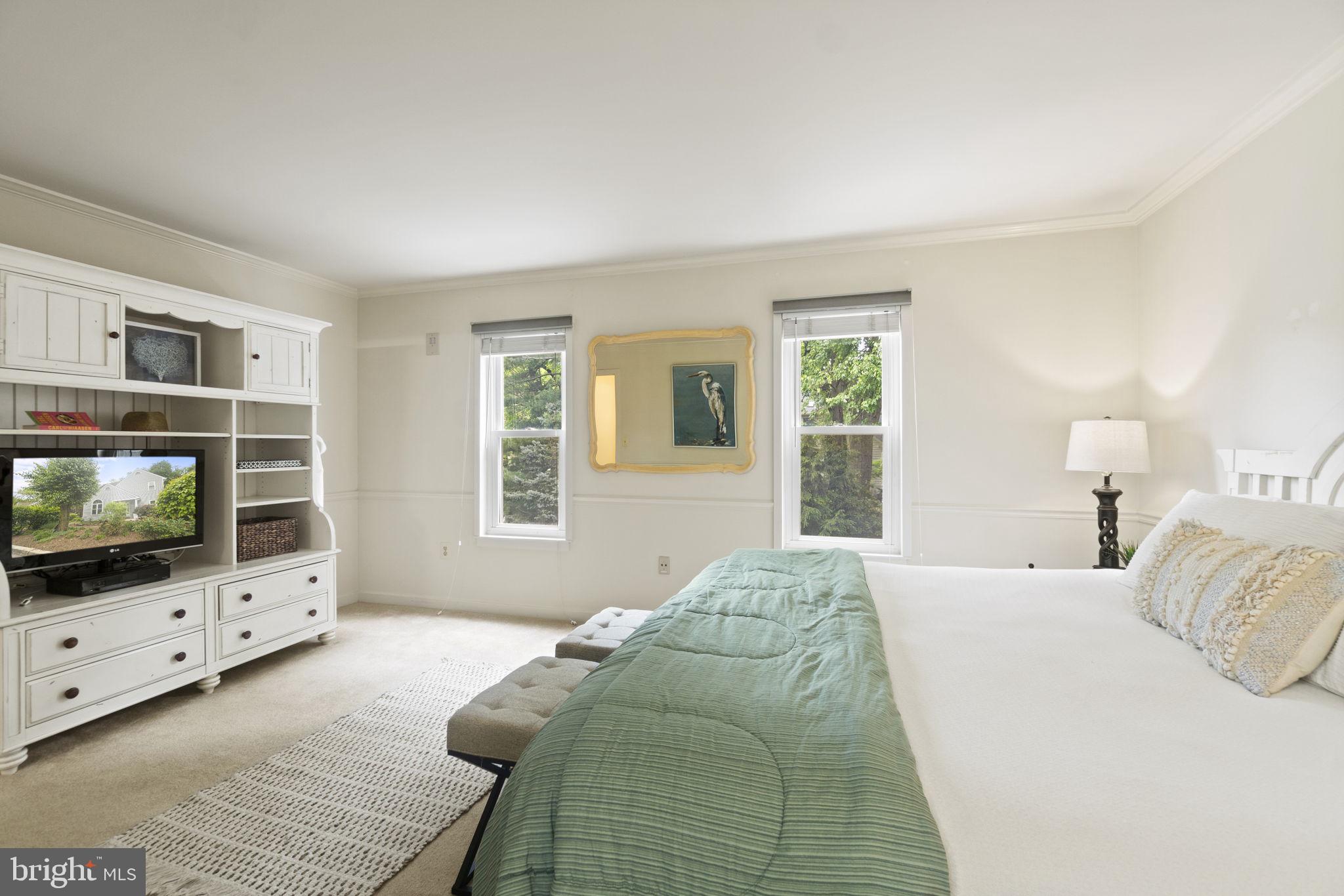 1558 Ritchie Lane Annapolis, MD 21401 - Photo 21 of 38 Tons of space and light!