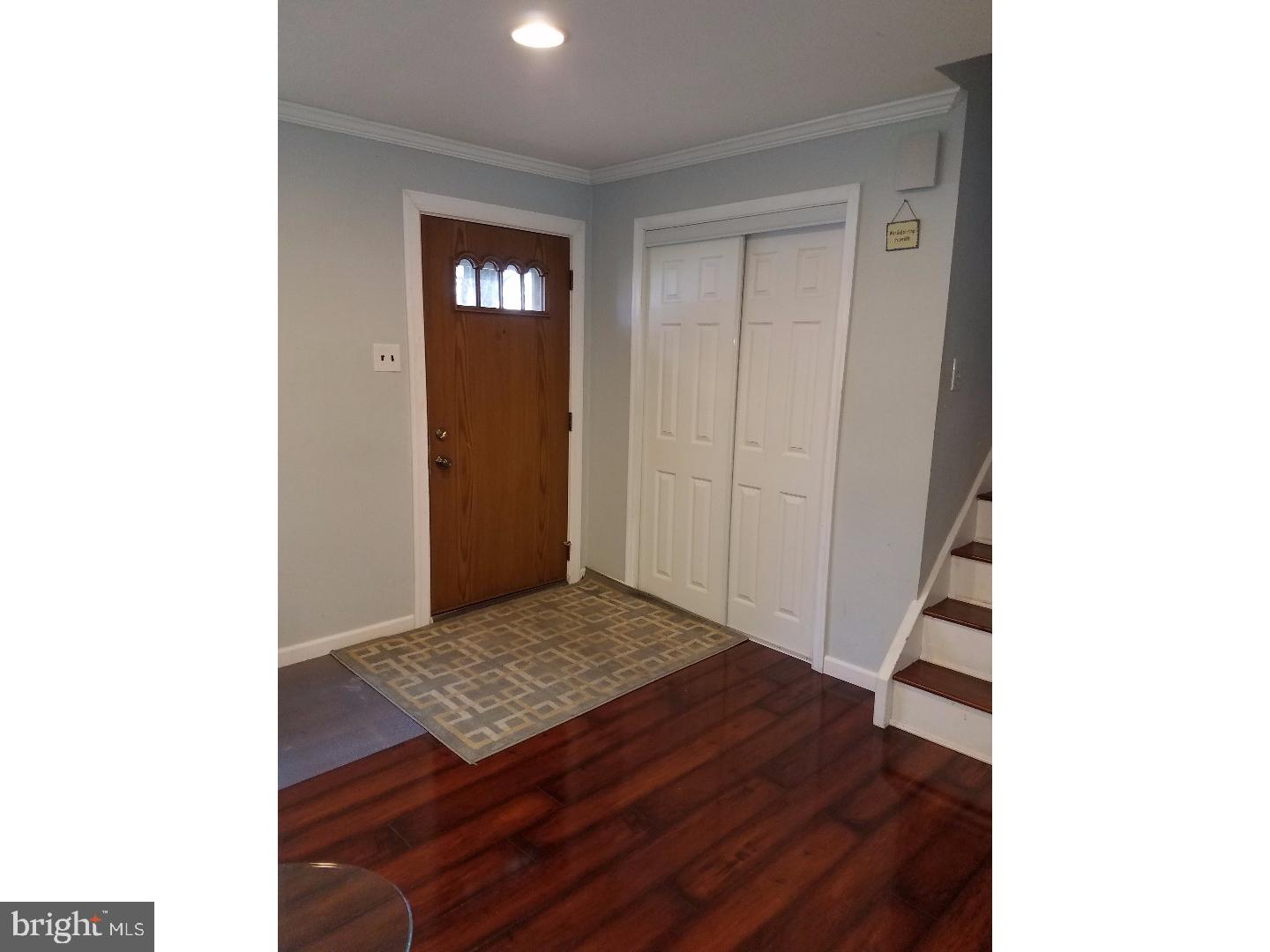 11617 Stevens Road Philadelphia, PA 19116 - Photo 2 of 20 Living Room