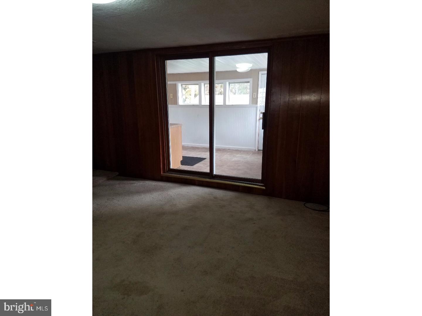 11617 Stevens Road Philadelphia, PA 19116 - Photo 15 of 20 Family Room