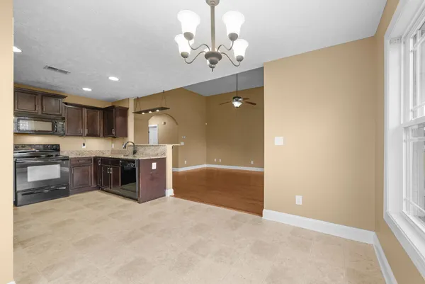 $1,900 | 1290 Allmon Drive, Clarksville, TN 37042