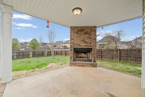 $1,900 | 1290 Allmon Drive, Clarksville, TN 37042