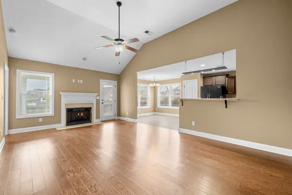 $1,900 | 1290 Allmon Drive, Clarksville, TN 37042