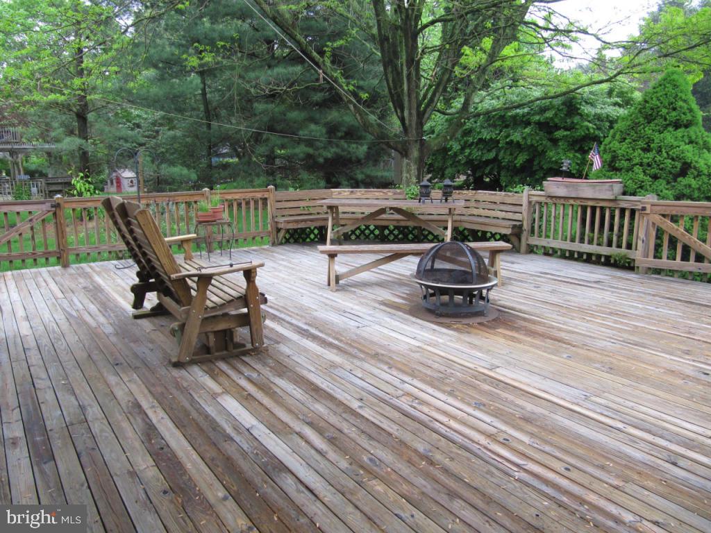 719 Jake Landis Road Lititz, PA 17543 - Photo 18 of 22