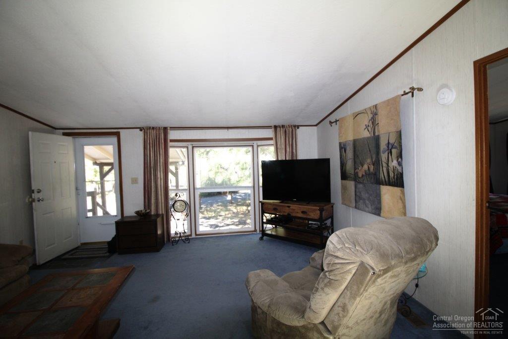 19235 Kiowa Road Bend, OR 97702 - Photo 4 of 25 Additional Photo