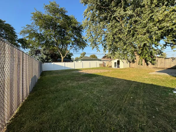 $275,000 | 7838 West 73rd Place, Bridgeview, IL 60455