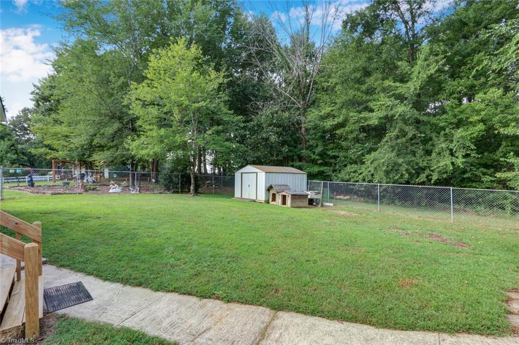 125 South Edgewood Road Eden, NC 27288 - Photo 23 of 27 Gallery Image 23
