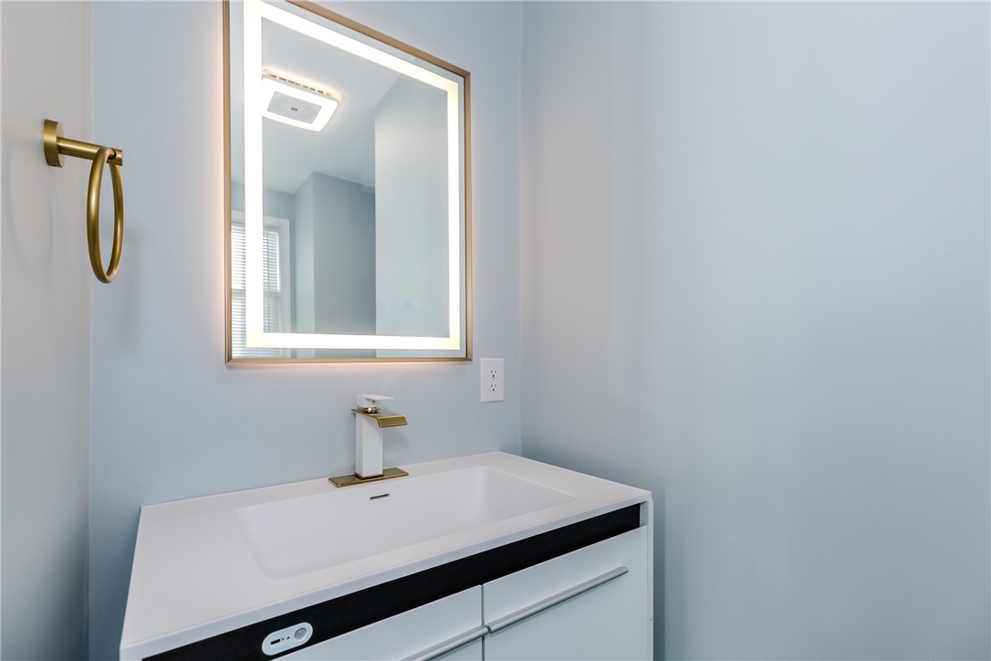 604 Smithfield Road North Providence, RI 02904 - Photo 16 of 40