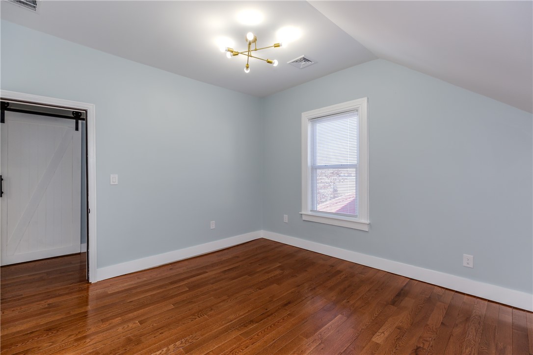 604 Smithfield Road North Providence, RI 02904 - Photo 20 of 40