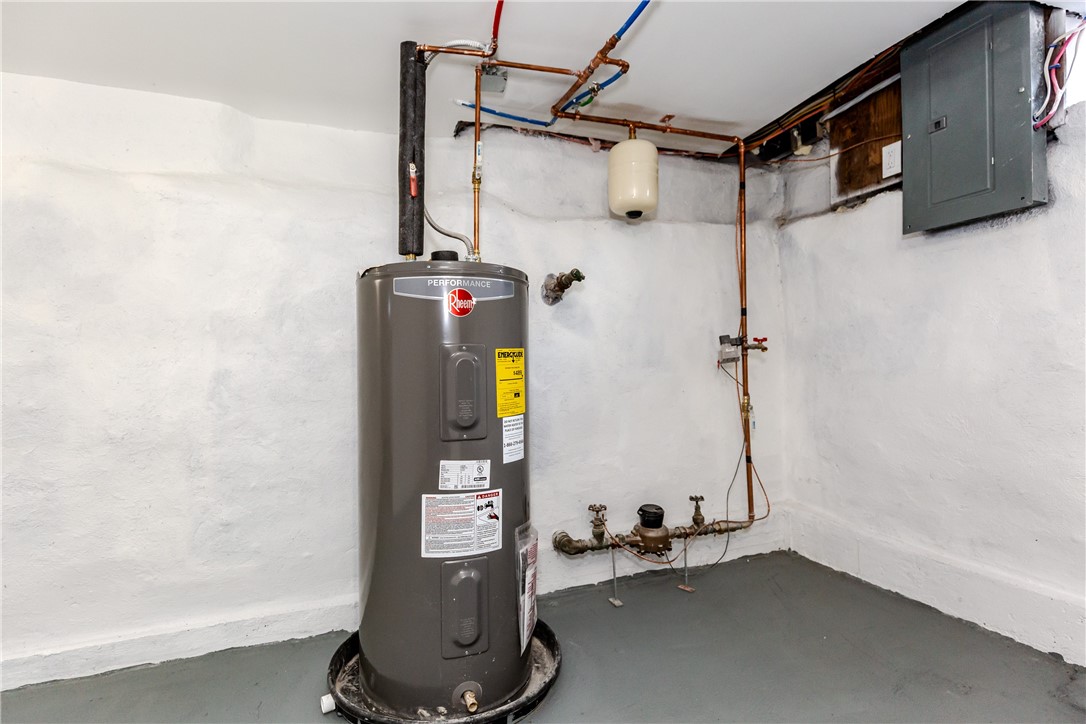 604 Smithfield Road North Providence, RI 02904 - Photo 36 of 40