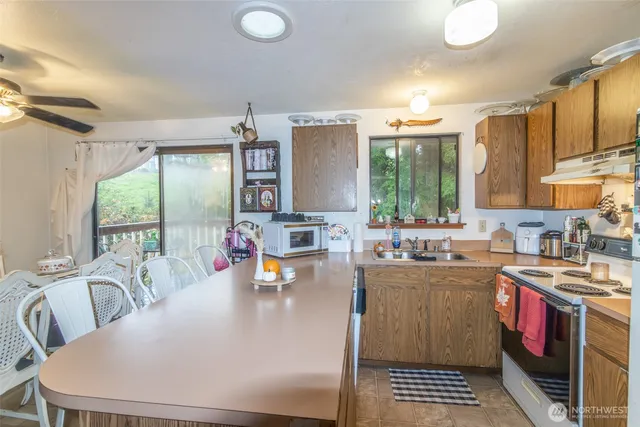 $495,000 | 1175 Northeast McWilliams Road, Bremerton, WA 98311