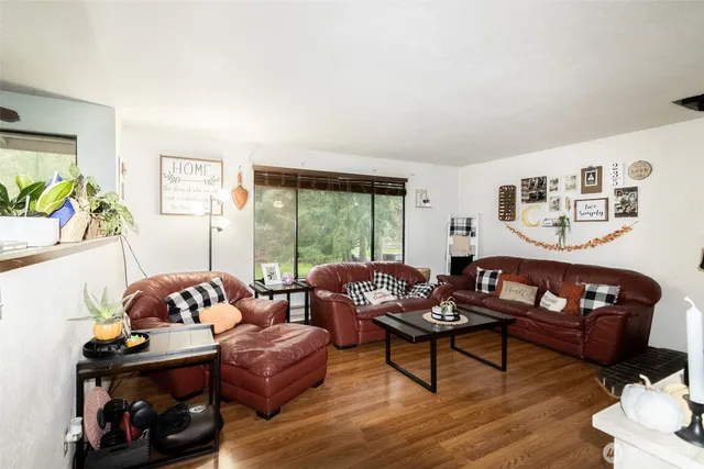 $495,000 | 1175 Northeast McWilliams Road, Bremerton, WA 98311