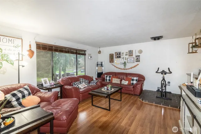 $495,000 | 1175 Northeast McWilliams Road, Bremerton, WA 98311