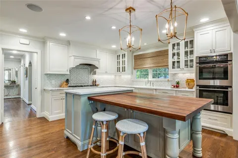 $2,600,000 | 7031 Lakeshore Drive, Dallas, TX 75214