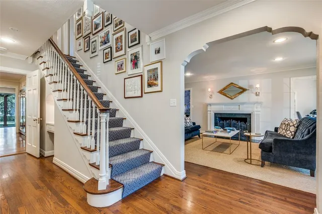 $2,600,000 | 7031 Lakeshore Drive, Dallas, TX 75214