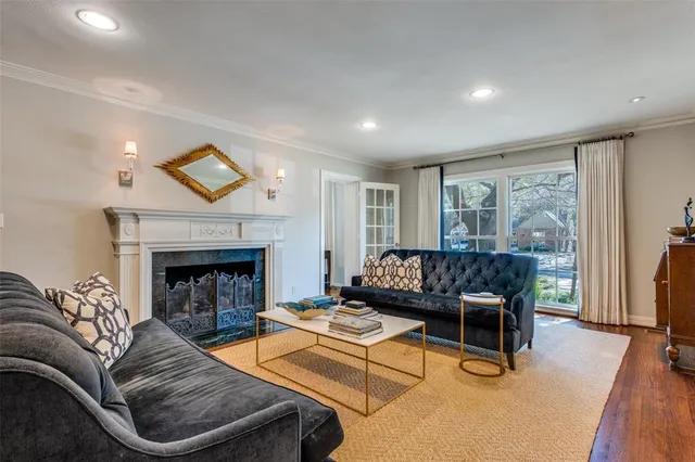 $2,600,000 | 7031 Lakeshore Drive, Dallas, TX 75214