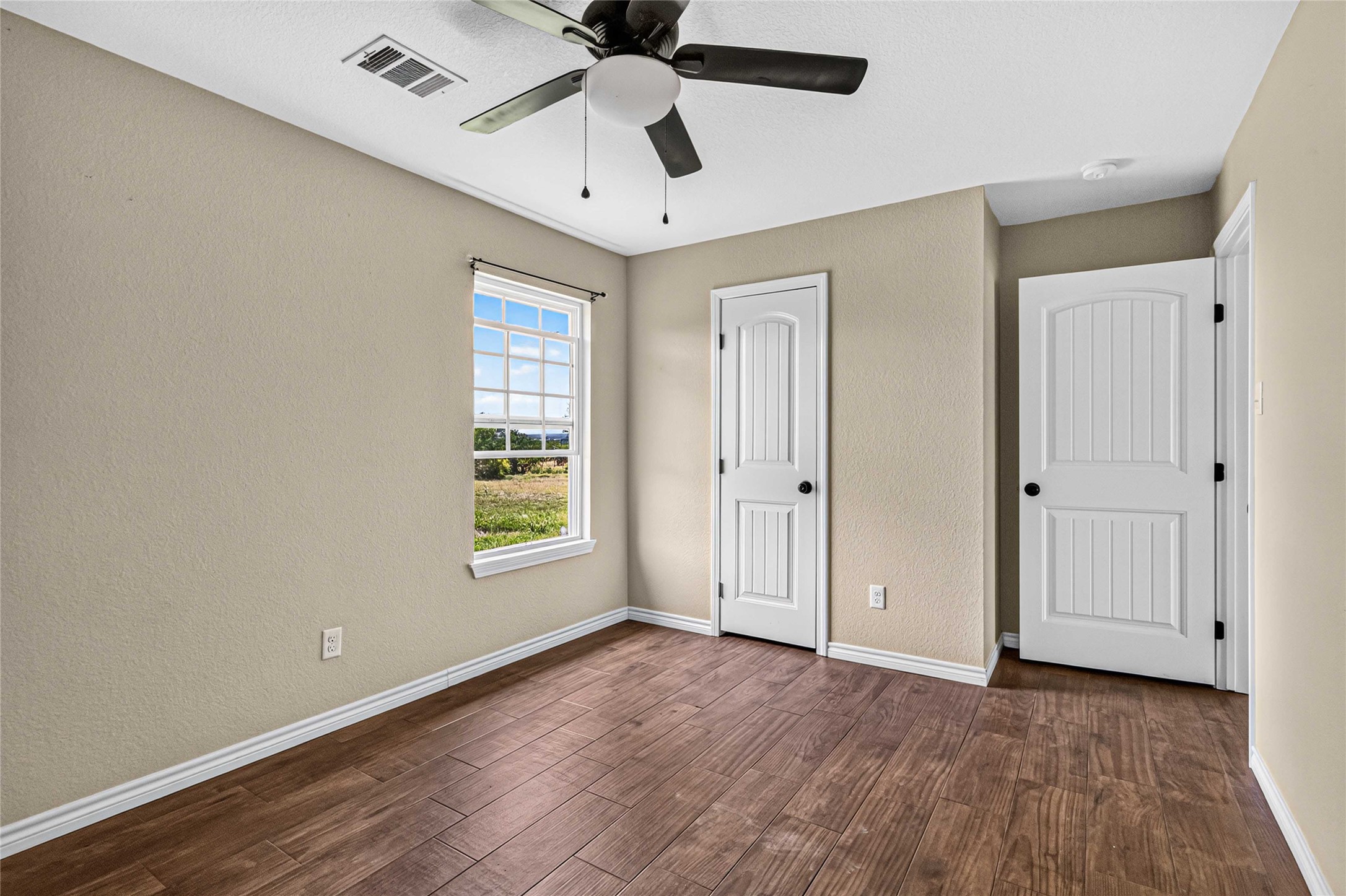 2500 Center Point Road San Marcos, TX 78666 - Photo 15 of 30 Second bedroom without virtual staging
