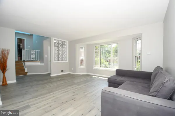 $679,000 | 2016 Cascade Road, Silver Spring, MD 20902