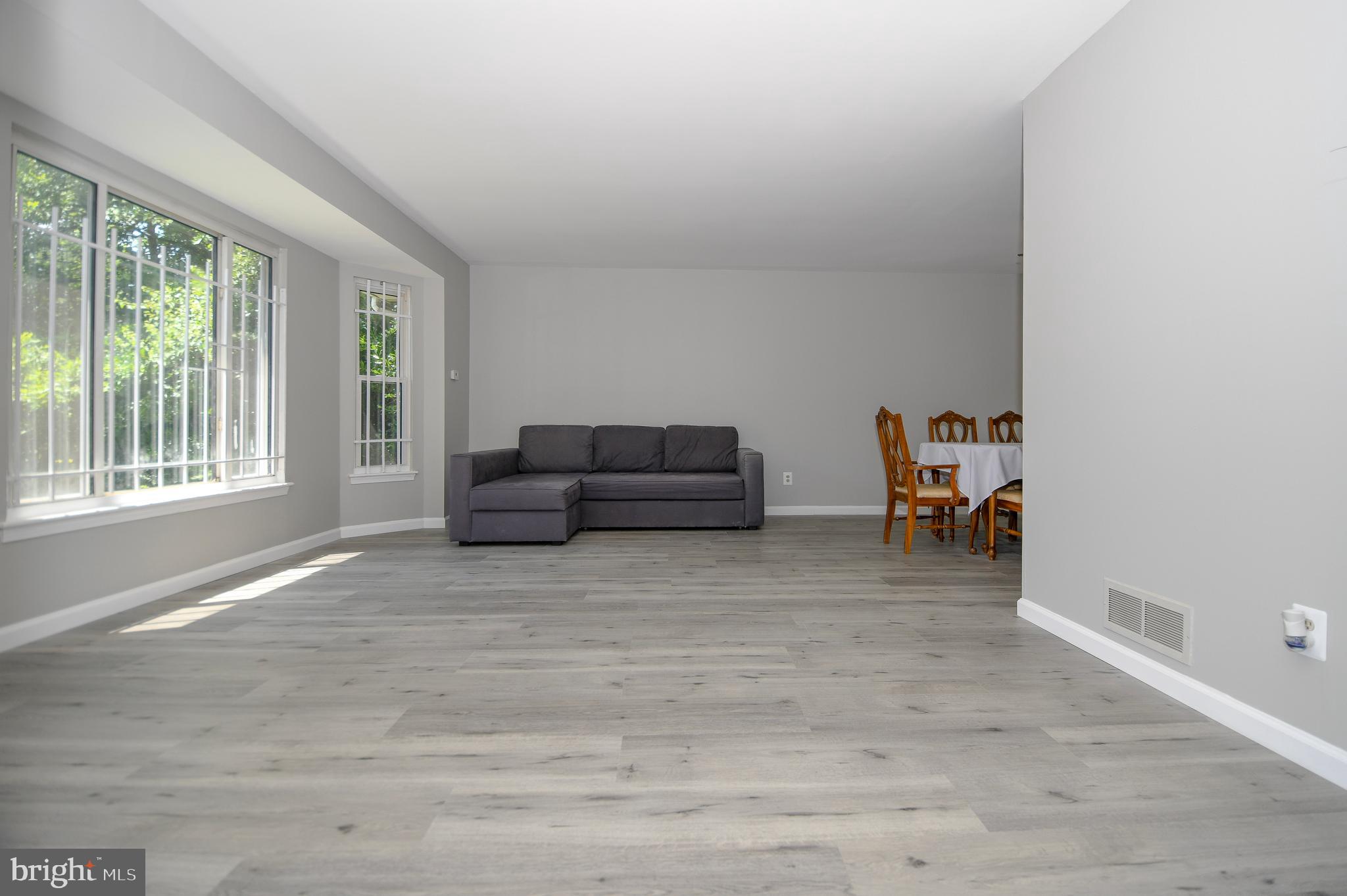 2016 Cascade Road Silver Spring, MD 20902 - Photo 14 of 80