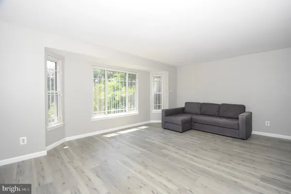 $679,000 | 2016 Cascade Road, Silver Spring, MD 20902