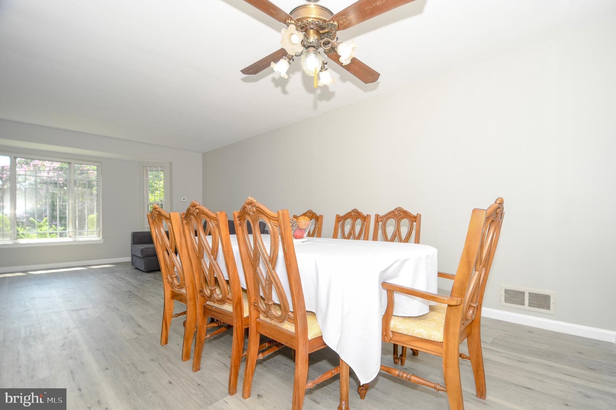 2016 Cascade Road Silver Spring, MD 20902 - Photo 21 of 80