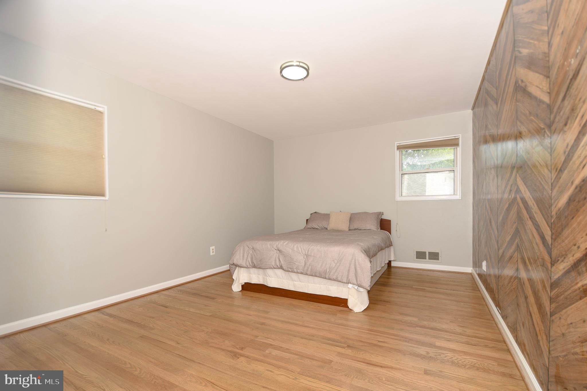 2016 Cascade Road Silver Spring, MD 20902 - Photo 31 of 80