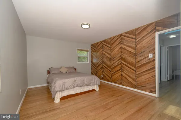 $679,000 | 2016 Cascade Road, Silver Spring, MD 20902