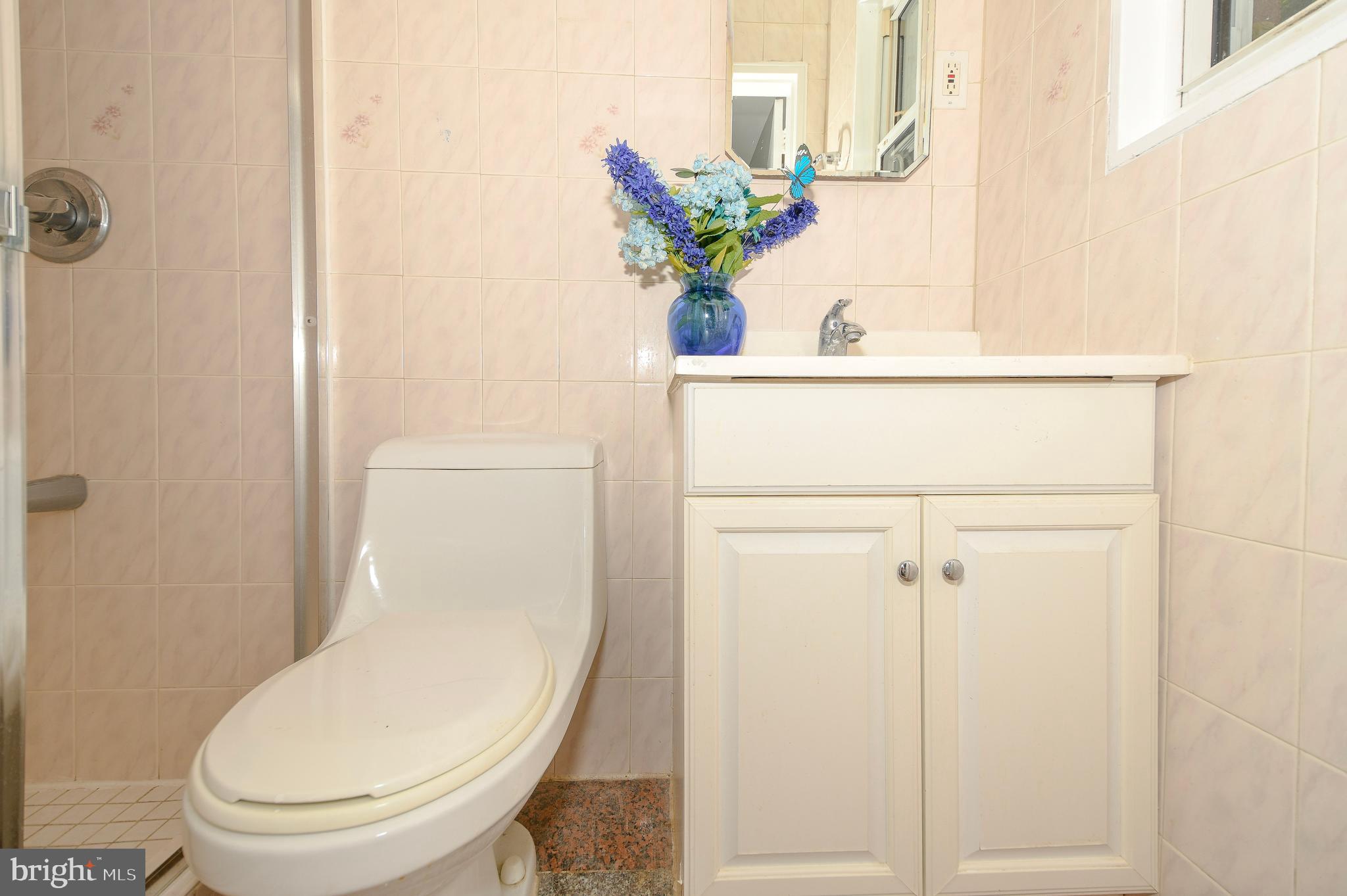 2016 Cascade Road Silver Spring, MD 20902 - Photo 38 of 80