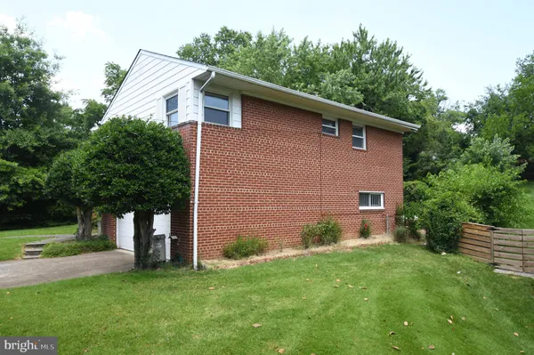 $679,000 | 2016 Cascade Road, Silver Spring, MD 20902