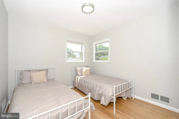 $679,000 | 2016 Cascade Road, Silver Spring, MD 20902