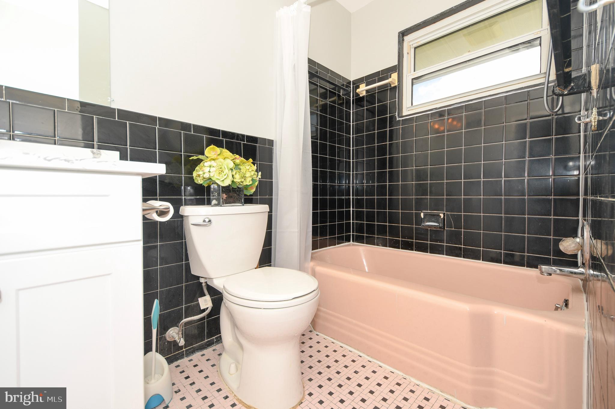 2016 Cascade Road Silver Spring, MD 20902 - Photo 43 of 80