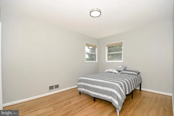 $679,000 | 2016 Cascade Road, Silver Spring, MD 20902