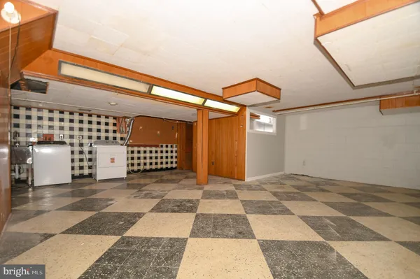 $679,000 | 2016 Cascade Road, Silver Spring, MD 20902