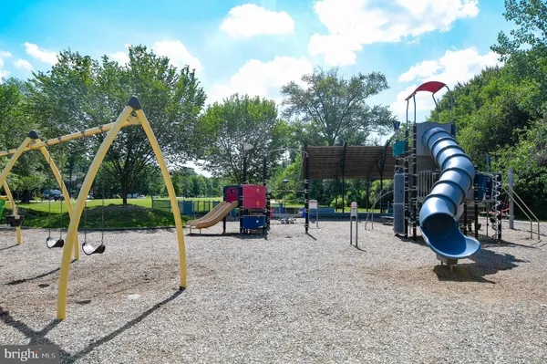 $679,000 | 2016 Cascade Road, Silver Spring, MD 20902